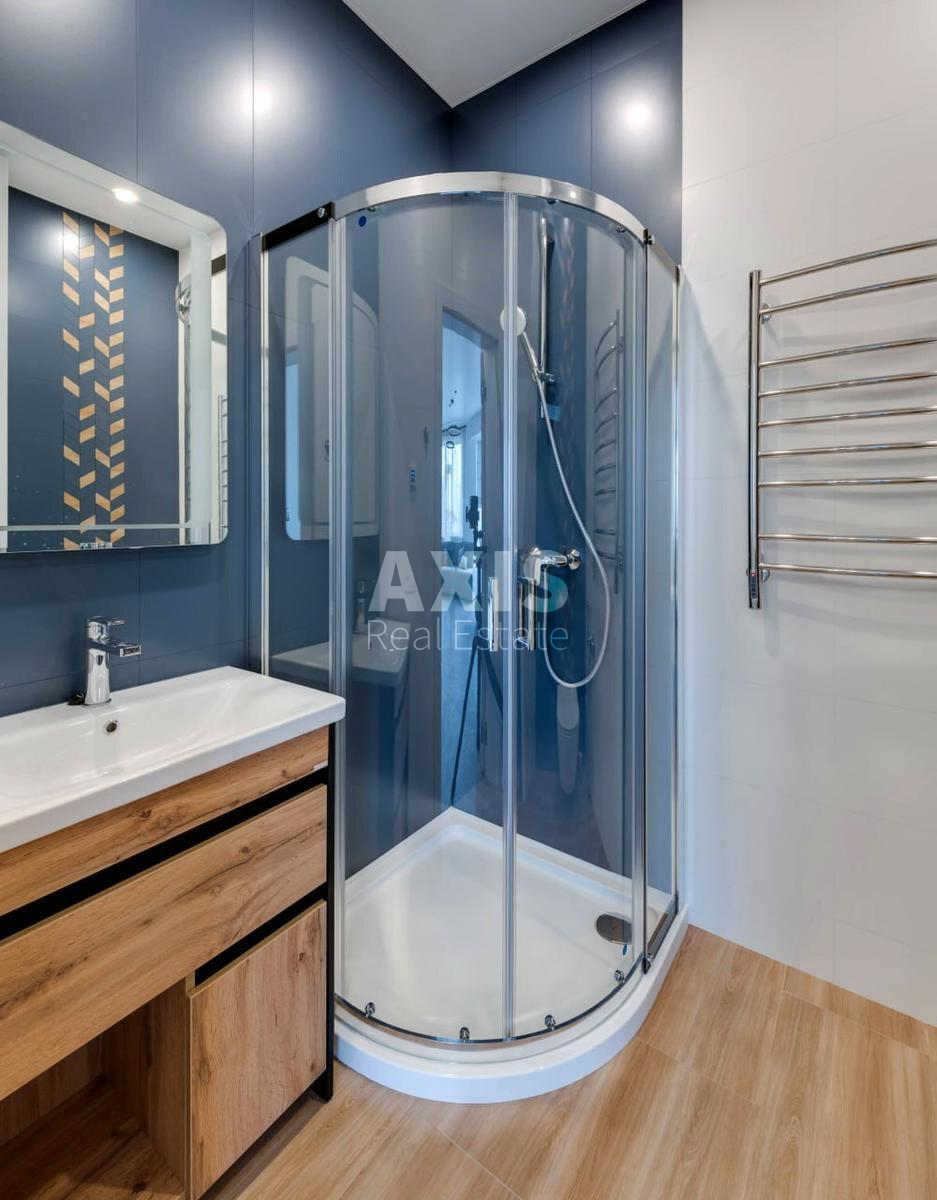 3k apartment vul. Vasylya Tyutyunnyka 37/16100012