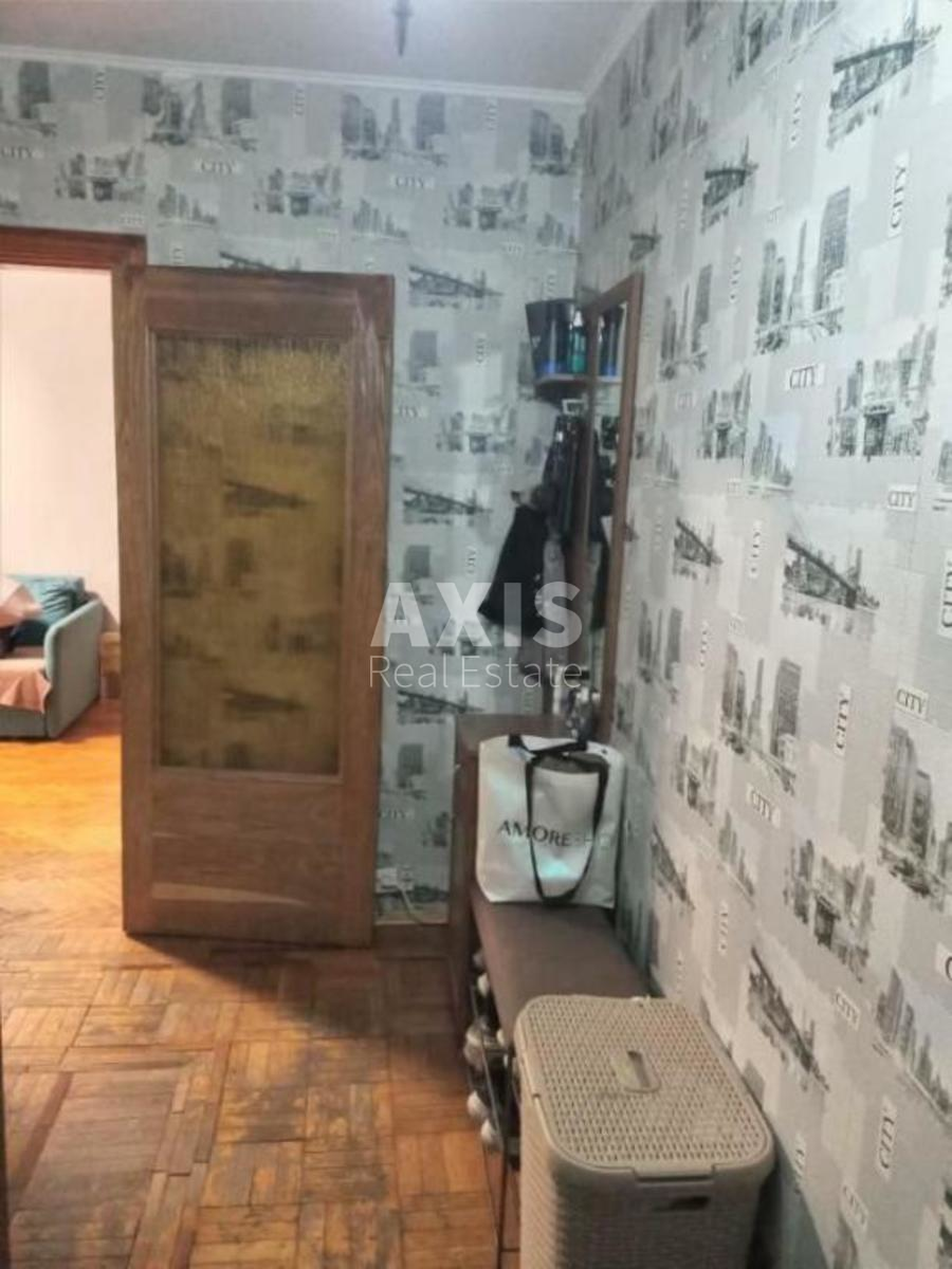 2k apartment vul. Doncja Myhajla 18а4