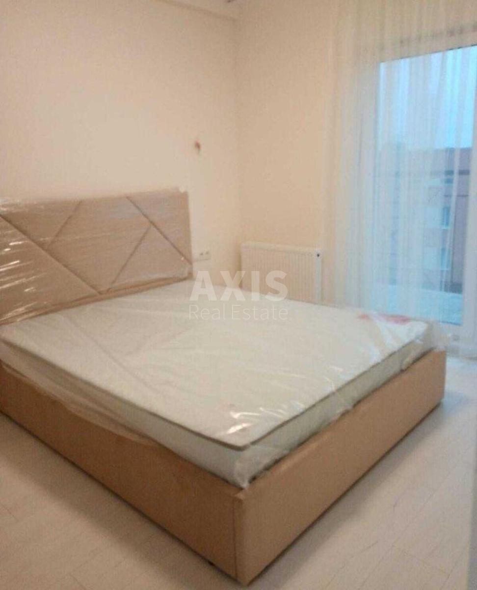 1k apartment vul. Myhajla Maksymovycha 24