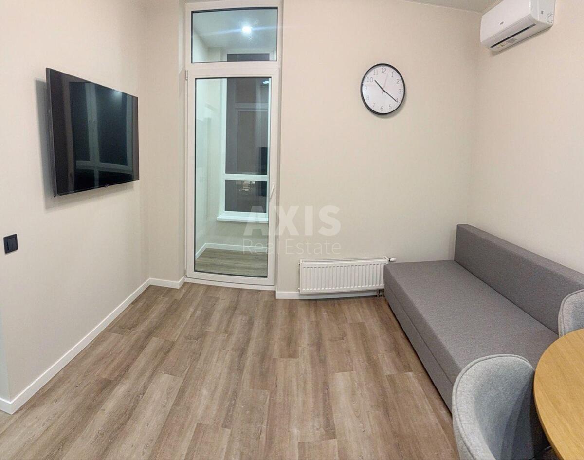 1k apartment vul. Saljutna 2Б