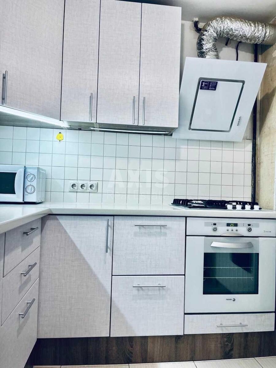 2к квартира ул. Туполева Академика 1156865