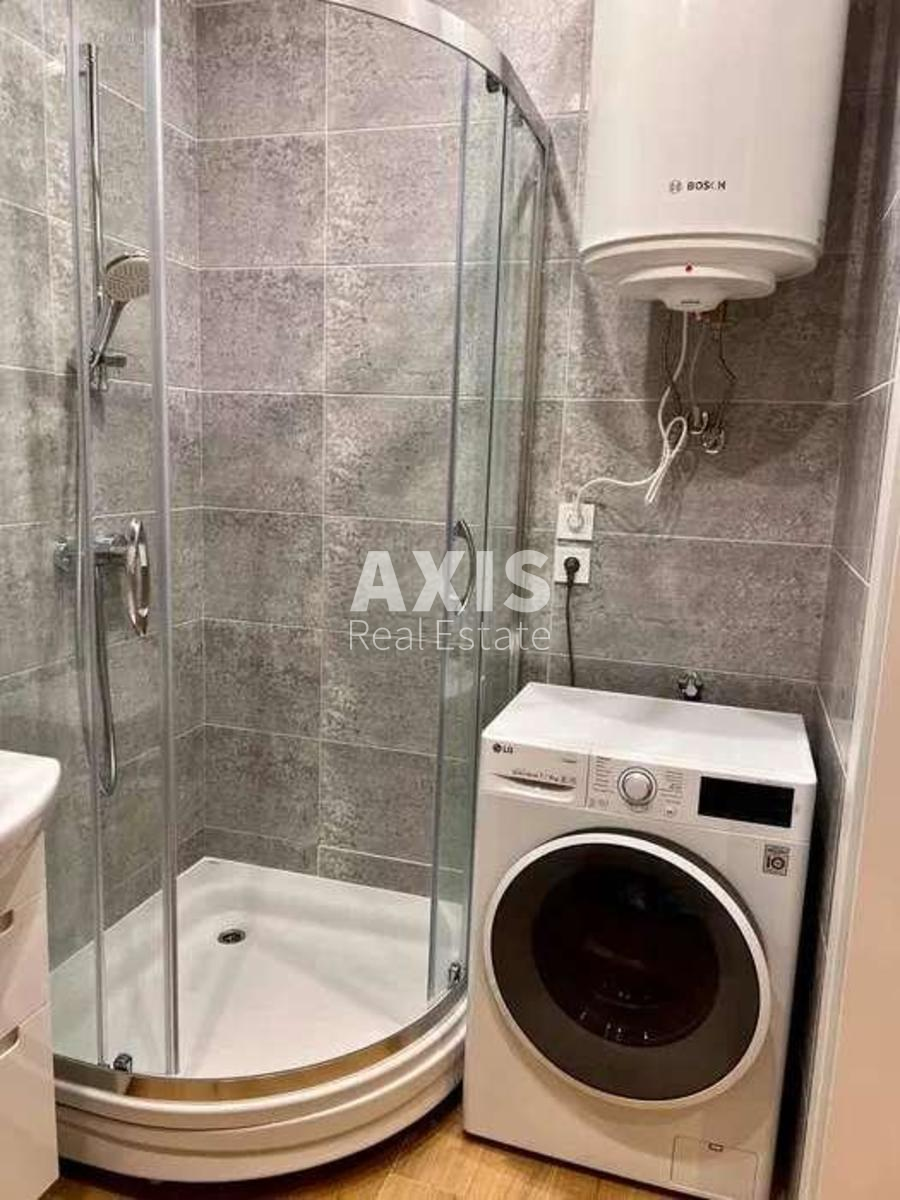 3k apartment pr-t Tychyny Pavla 18Б0