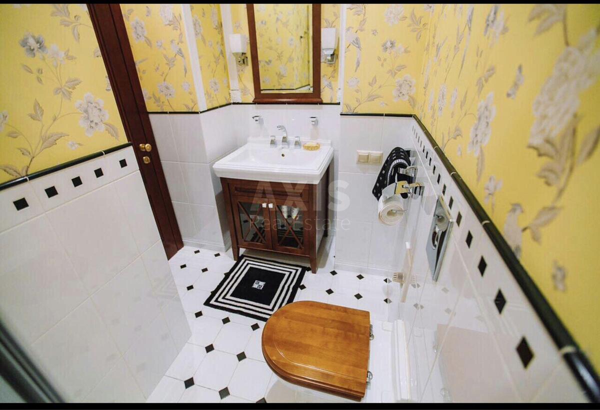 5k apartment vul. Dragomyrova Myhajla 10/103