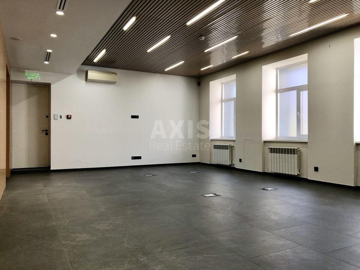 Office prov. Kutuzova 3, 230m23