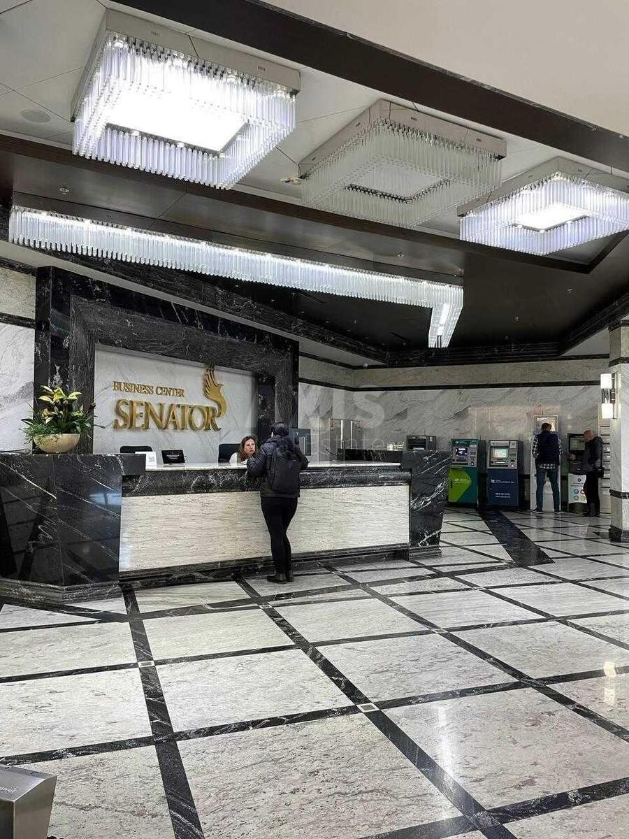 Office vul. Moskovs'ka 32/2, 200m21
