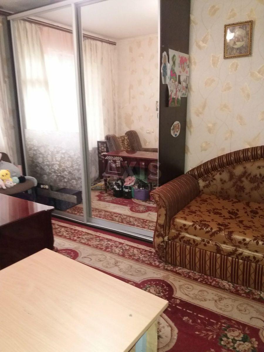 1k apartment vul. Majakovs'kogo 4Г2