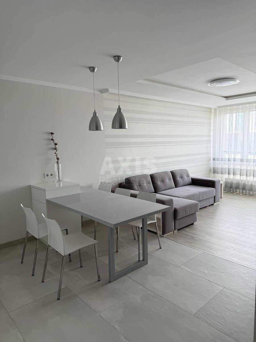 2k apartment vul. Zlatoustivs'ka 300