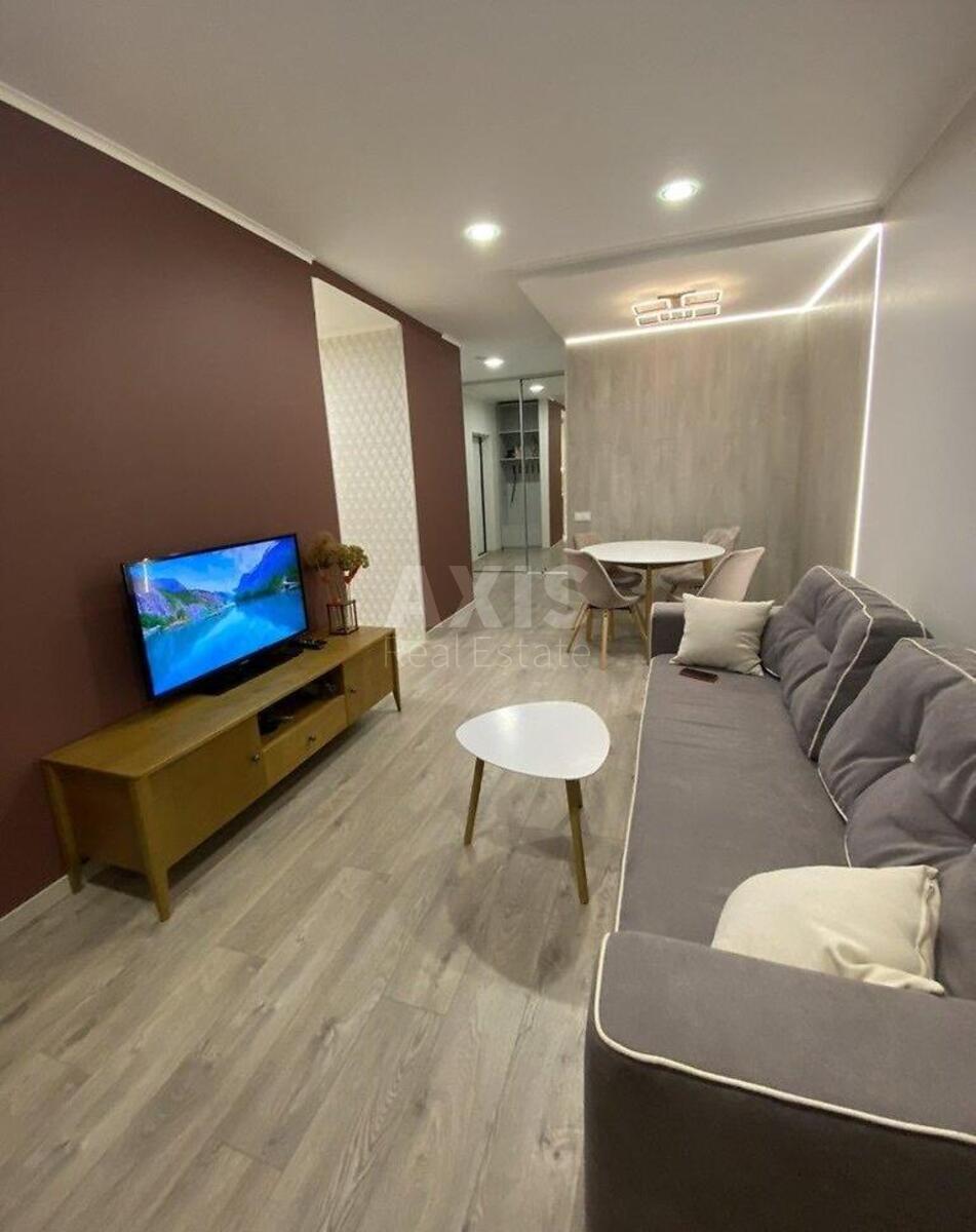 2k apartment vul. Zarichna 2, корп. 21