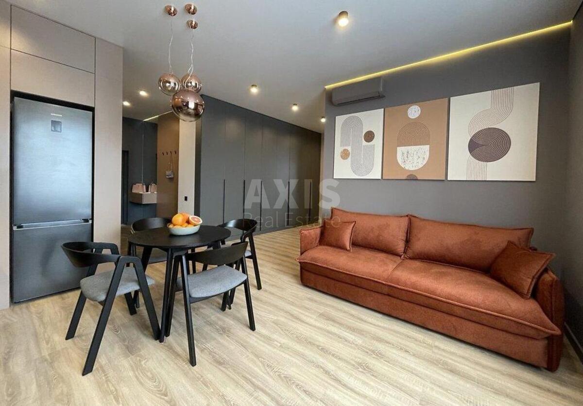 3k apartment vul. Dragomyrova Myhajla 14А1