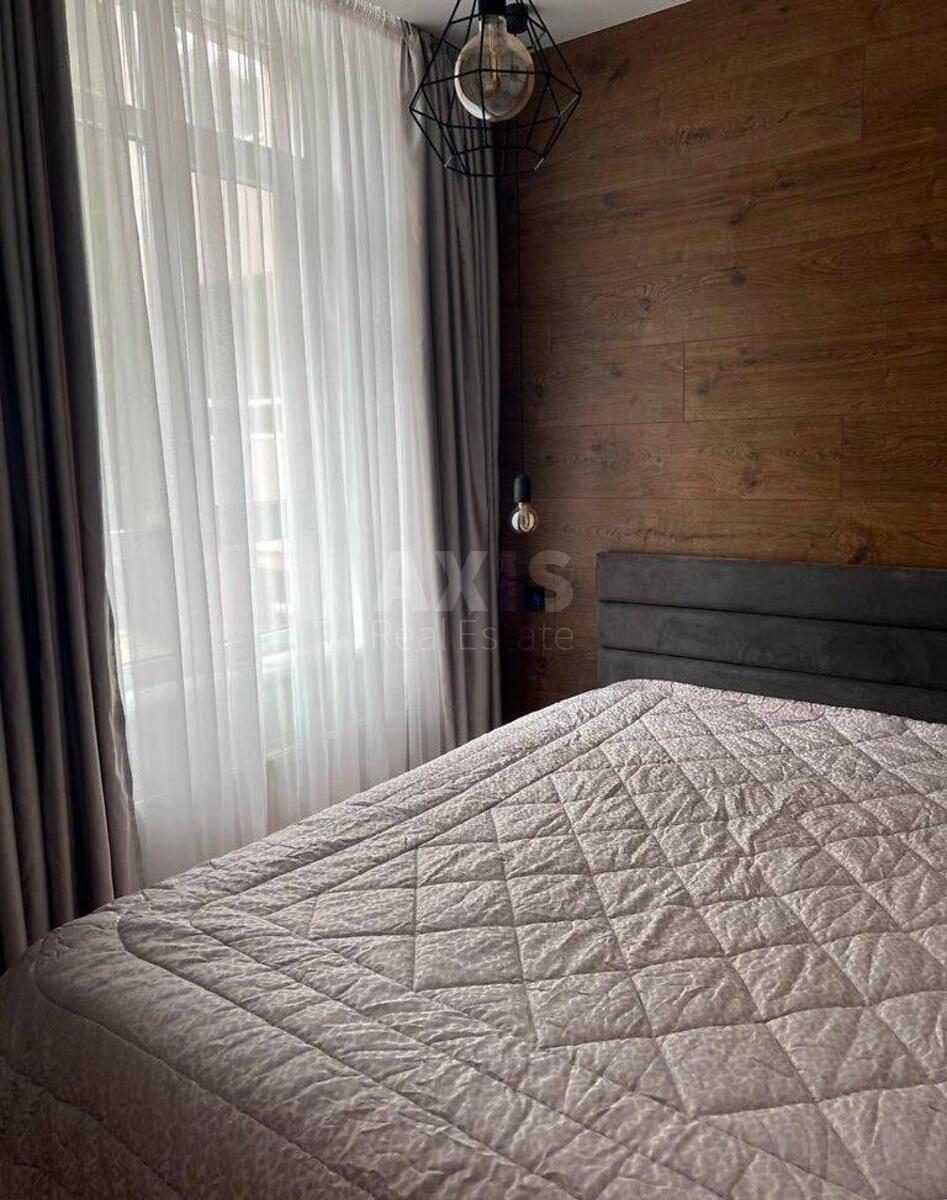 1k apartment vul. Glybochyc'ka 13/54