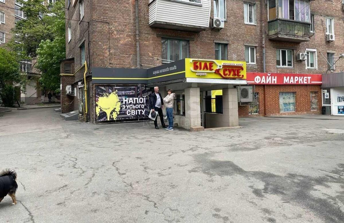 Office pr-t Lobanovs'kogo 119/2, 215m2