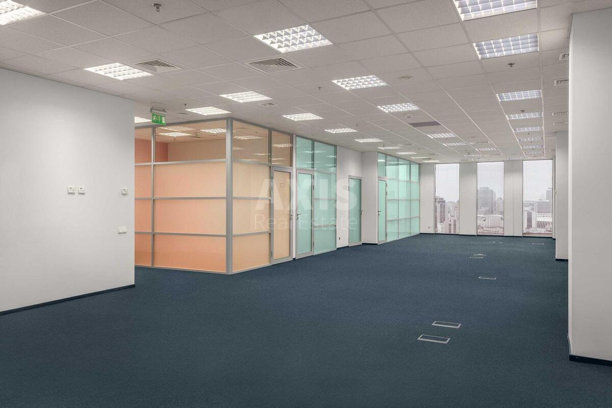 Office vul. Amosova Mykoly 12, 271m2