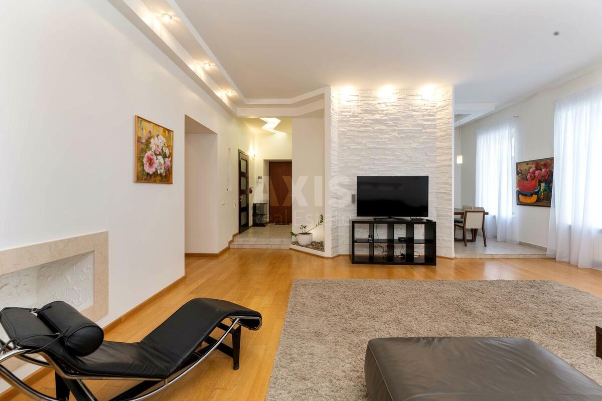 4k apartment vul. Kruglouniversytets'ka 6637442