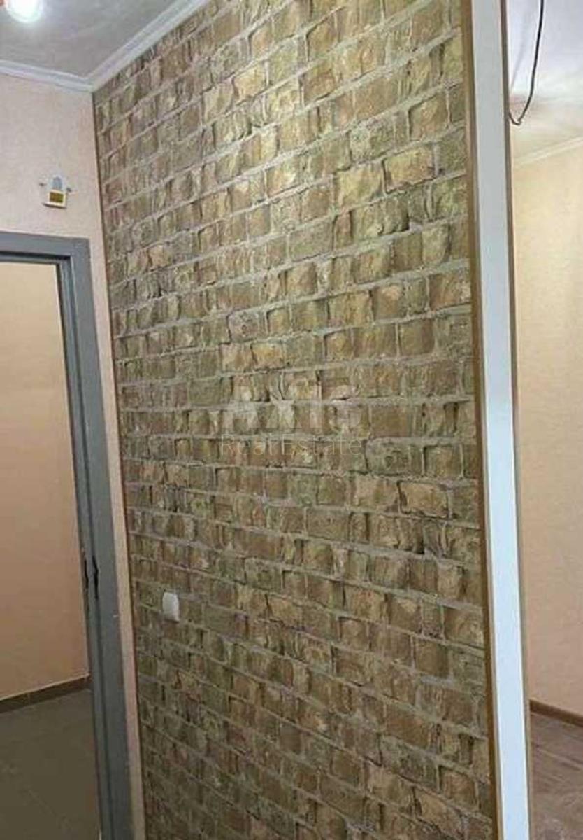 1k apartment vul. Revuc'kogo 54А1