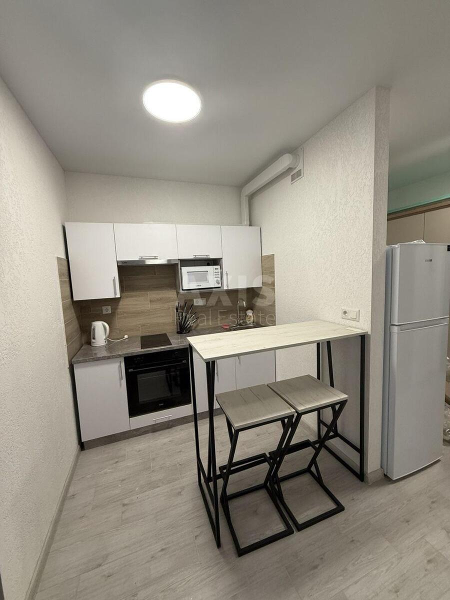 2k apartment vul. Brativ Chybinyeyevykh 863807