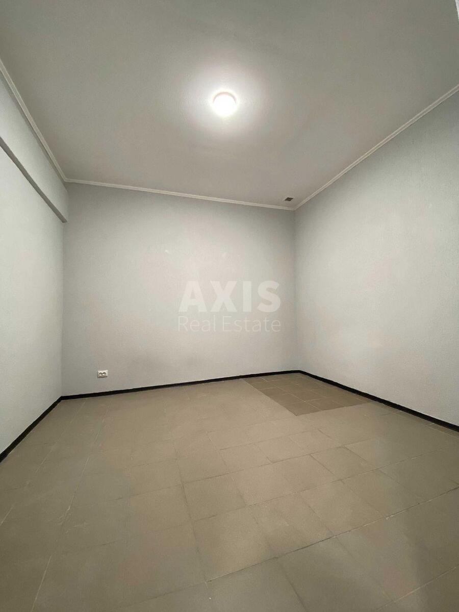 Office vul. Ches'ka 9, 124m27