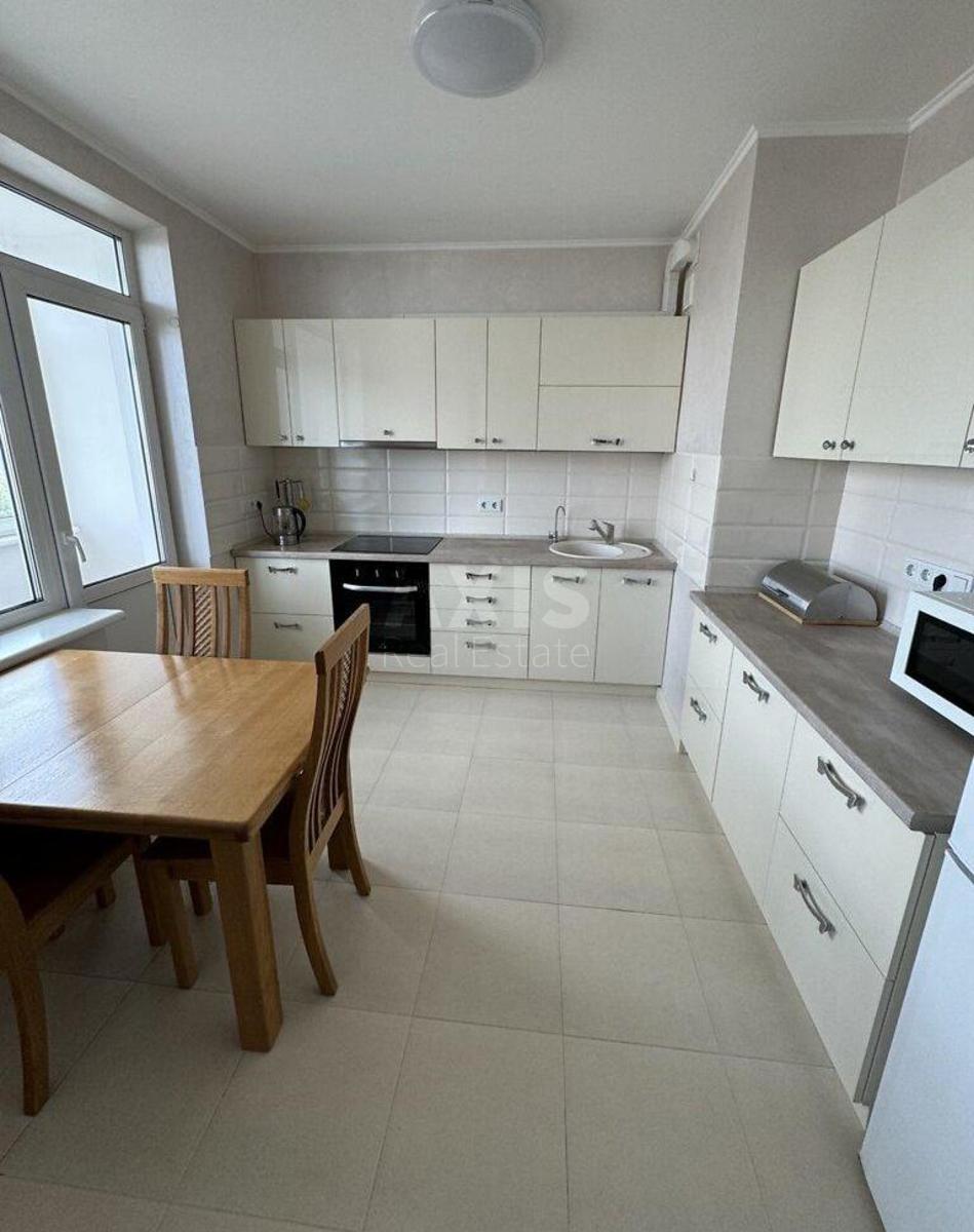 2k apartment pl. Peremogy 71А