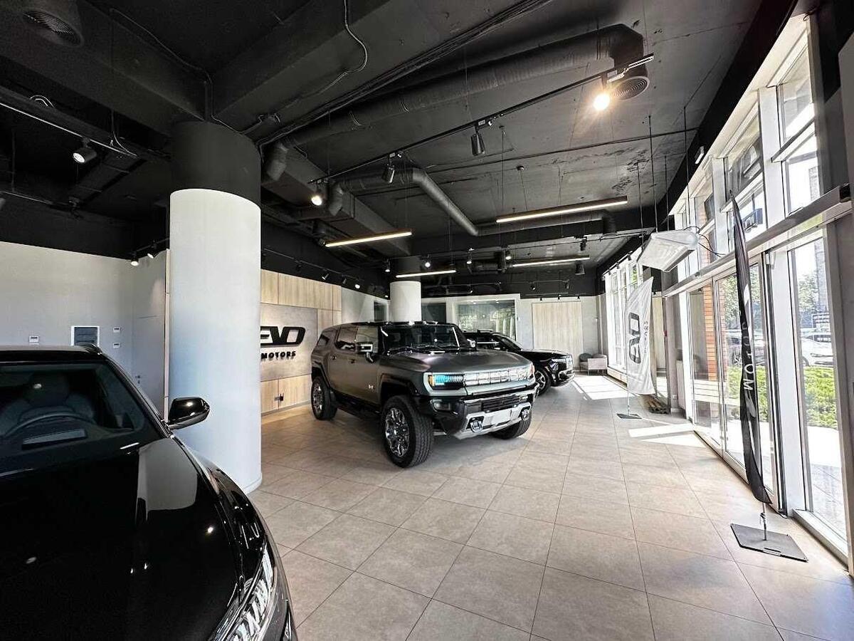 Office bul. Lesi Ukrai'nky 23, 160m20