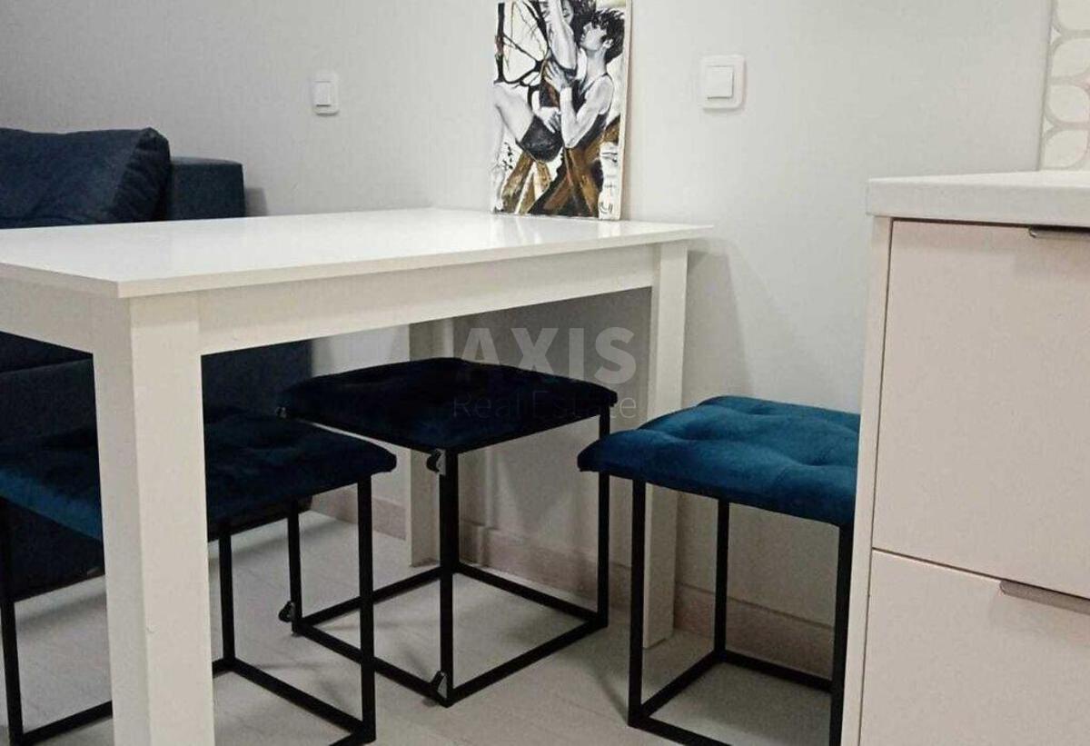 1k apartment vul. Myhajla Maksymovycha 24В0