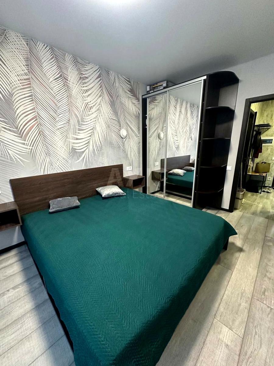 2k apartment vul. Sverstjuka Jevgena 4610122