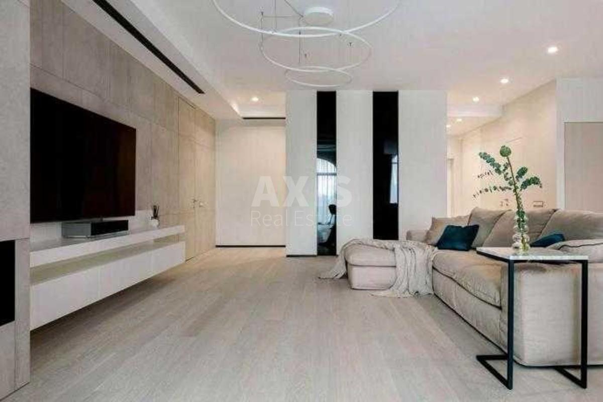 3k apartment vul. Jevgena Konoval'cja 36В2