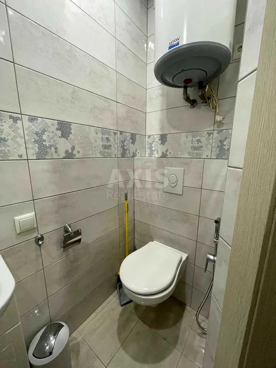 1k apartment vul. Lypkivs'kogo Vasylja Mytropolyta 16Г612486