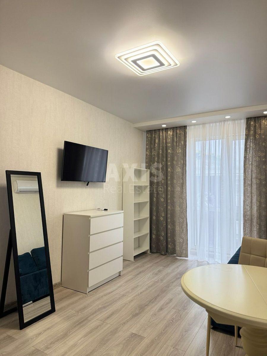 1k apartment vul. Myhajla Maksymovycha 261
