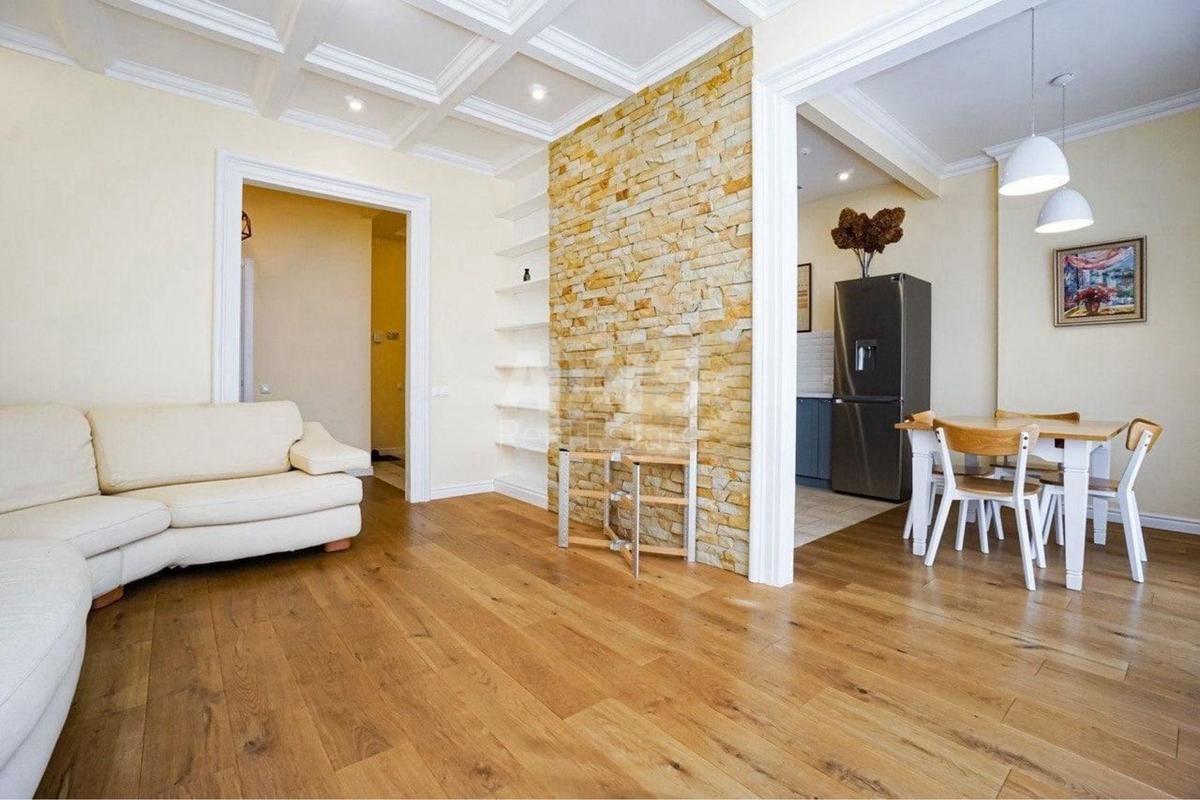 3k apartment vul. Saperne Pole 14/553