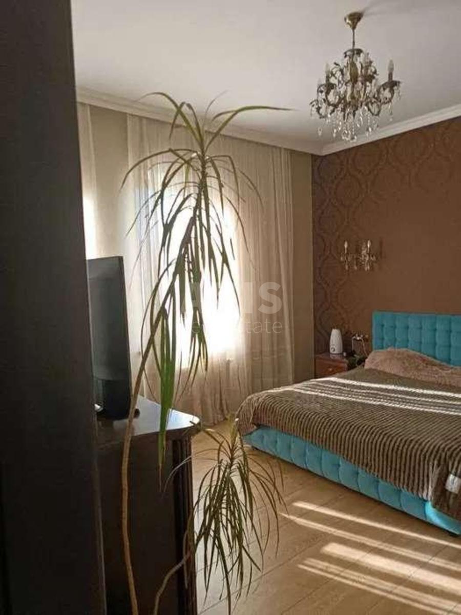 Дoм ул. Богатырская, 82м2, город Киев0