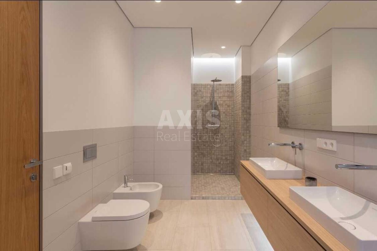 4k apartment vul. Tolstogo L'va 396193516