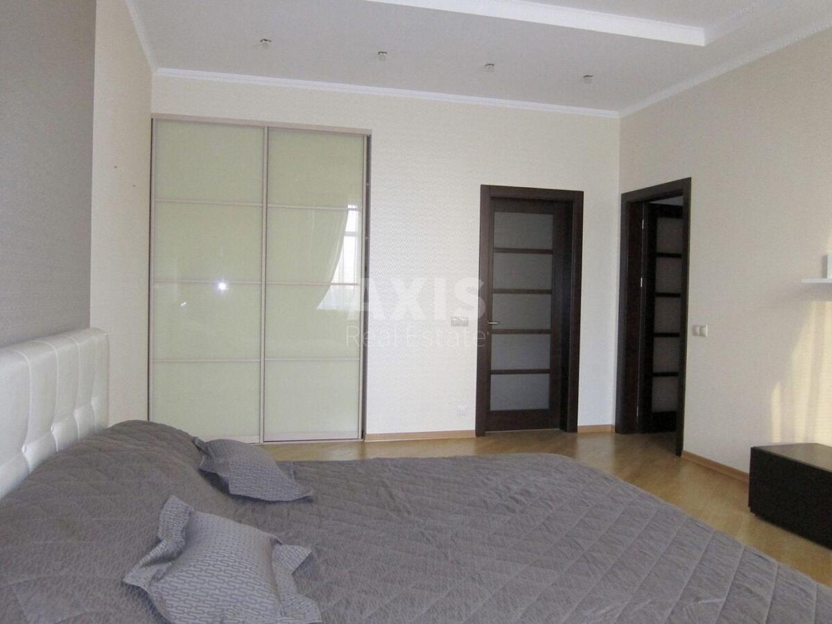 4k apartment bul. Lesi Ukrai'nky 7Б8