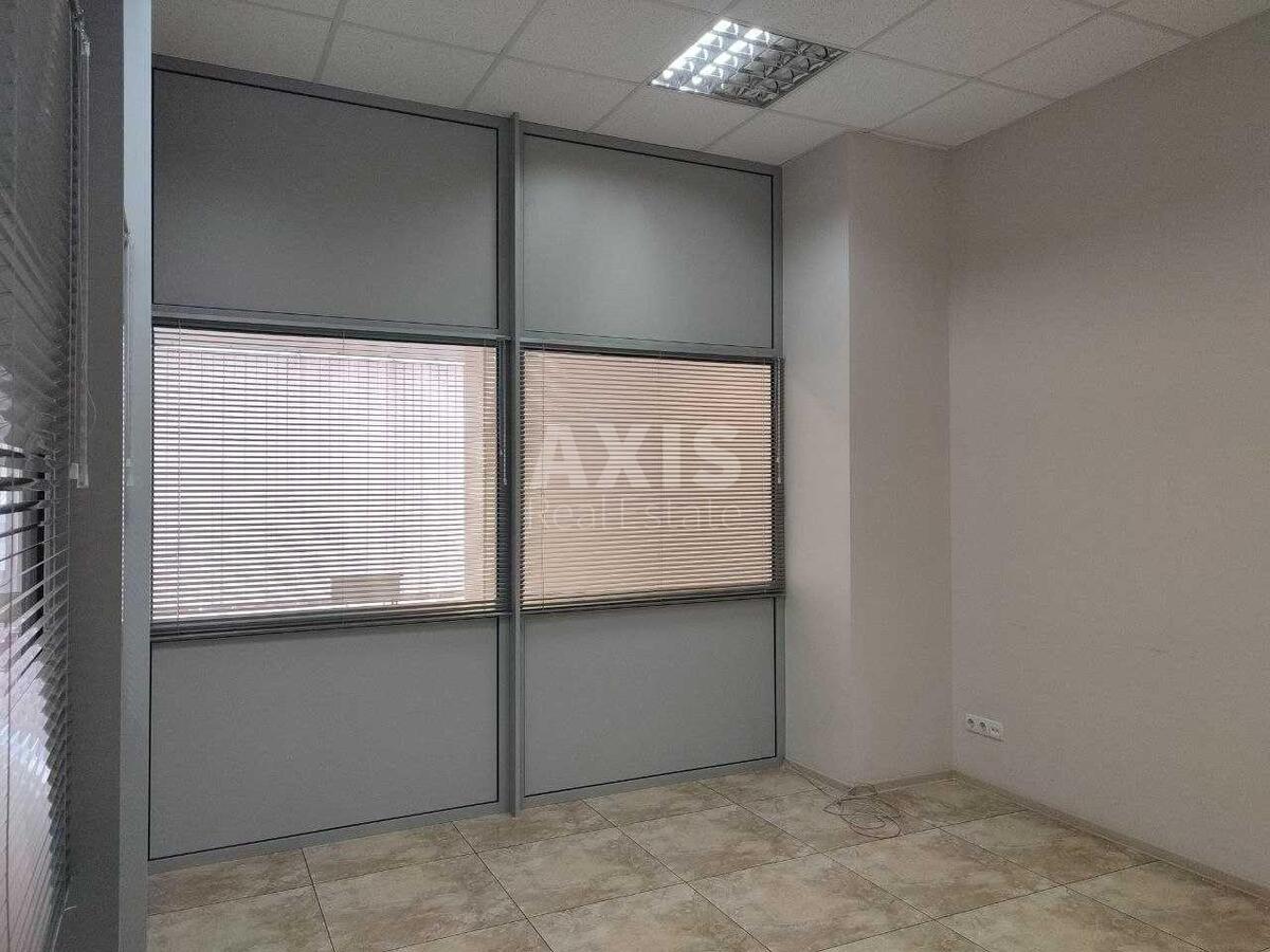 Office vul. Novokostjantynivs'ka 2А, 193m2594455