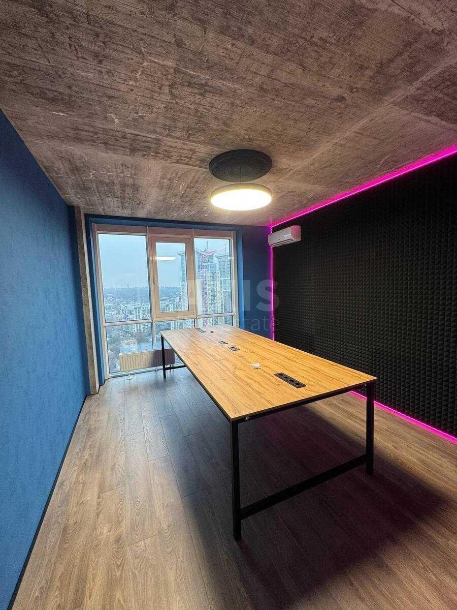 Office vul. Mykhayla Boychuka 41Б, 200m26340110