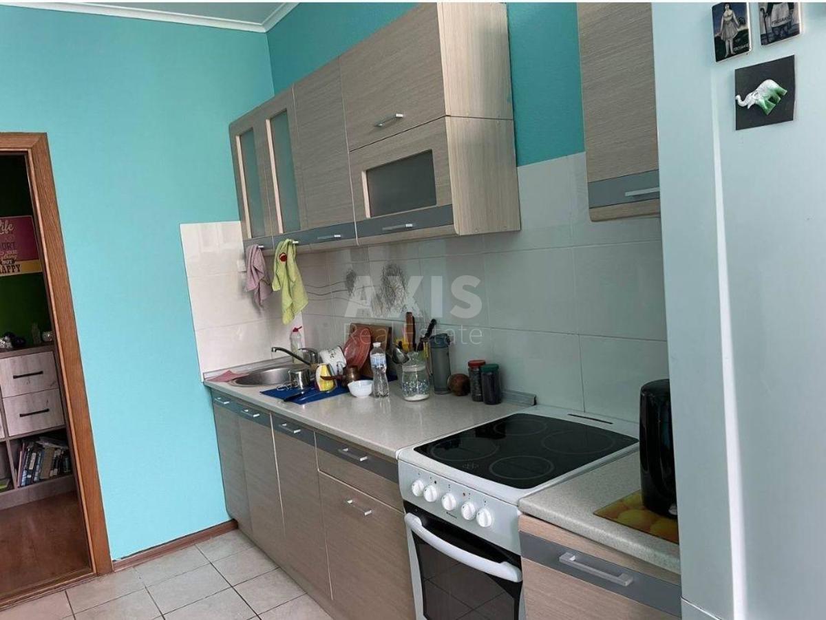 2k apartment vul. Voskresens'ka 141