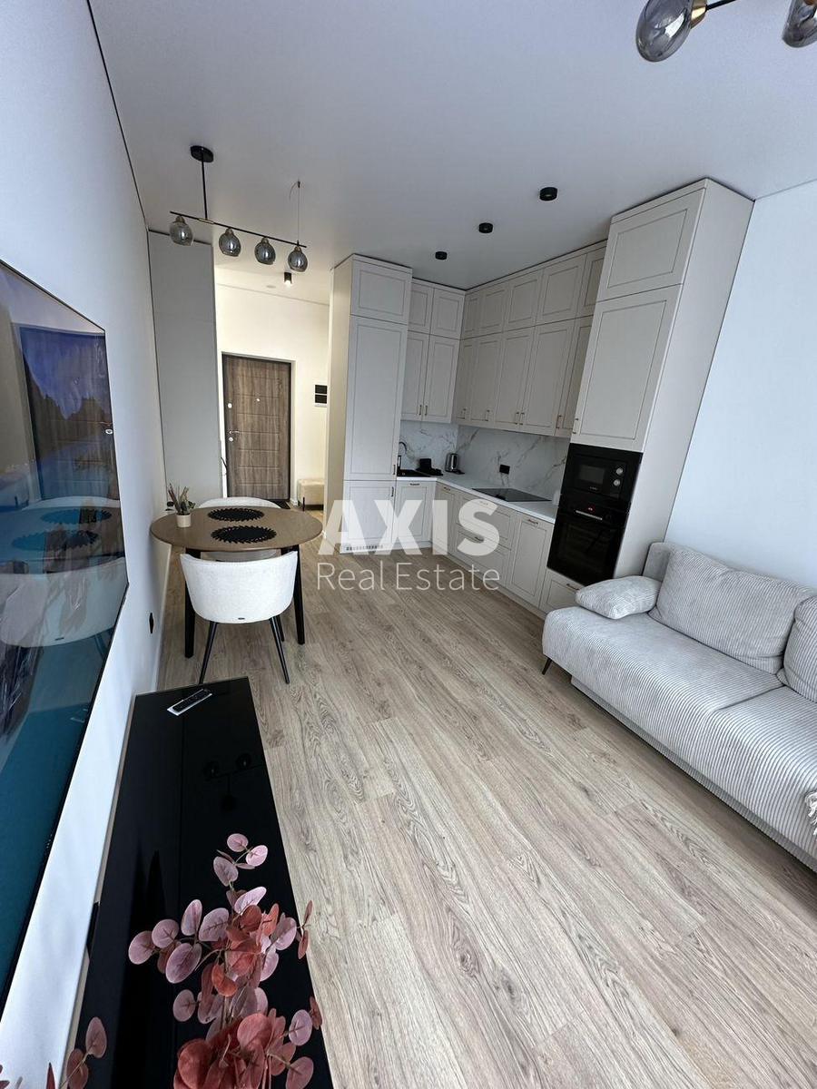 2k apartment vul. Bul'varno-Kudrjavs'ka 15А2