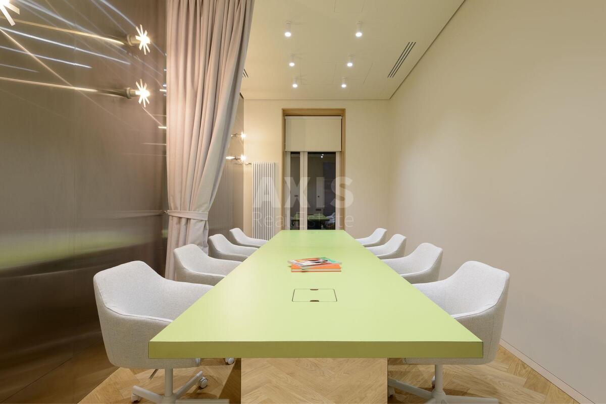 Office vul. Zhyljans'ka 5/60, 100m28