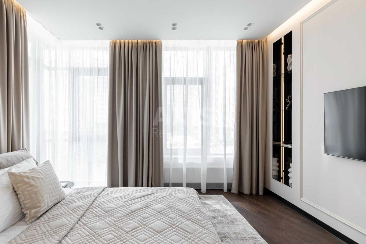 3k apartment vul. Dragomyrova Myhajla 184