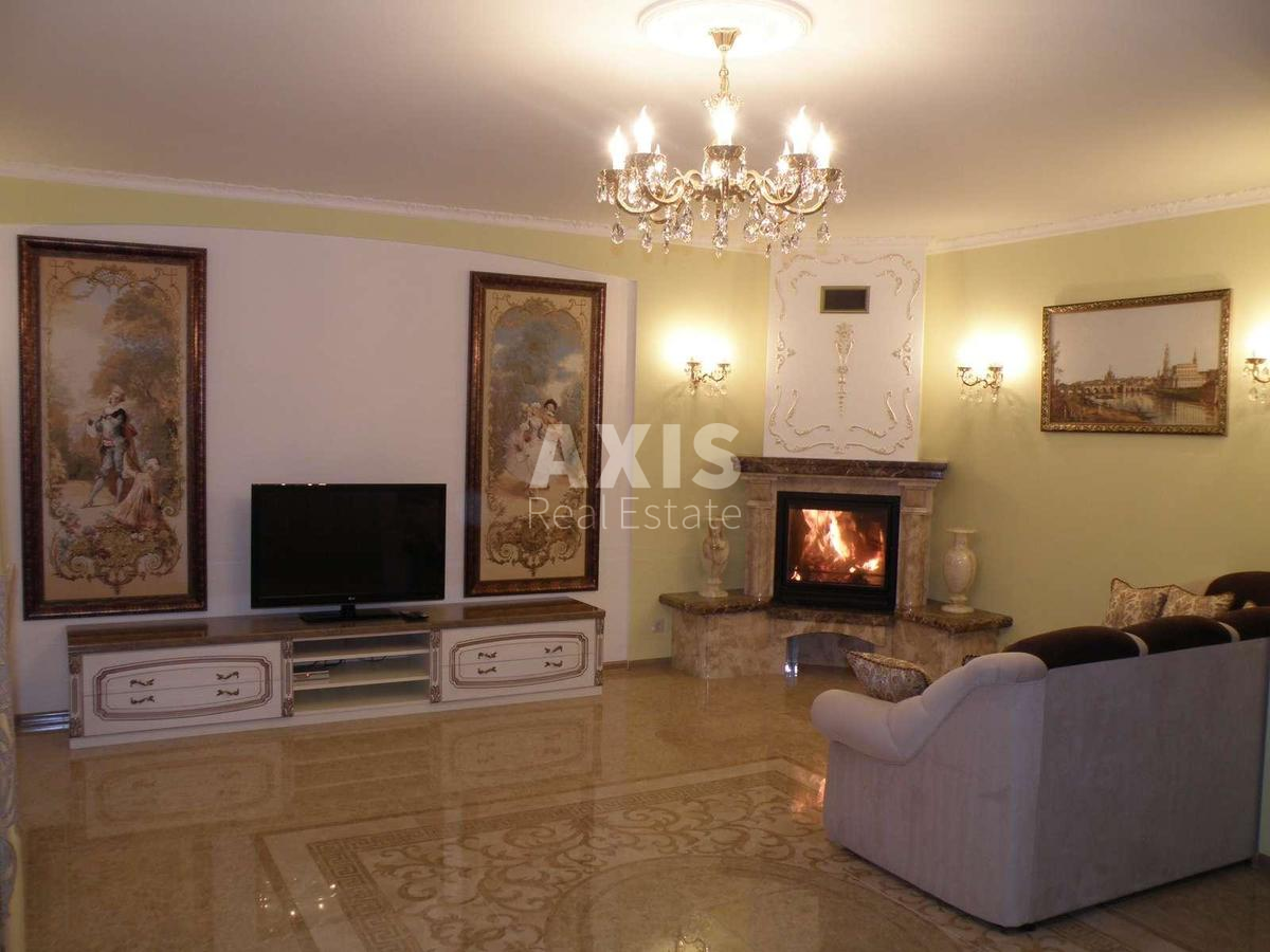 4k apartment vul. Botkina 4