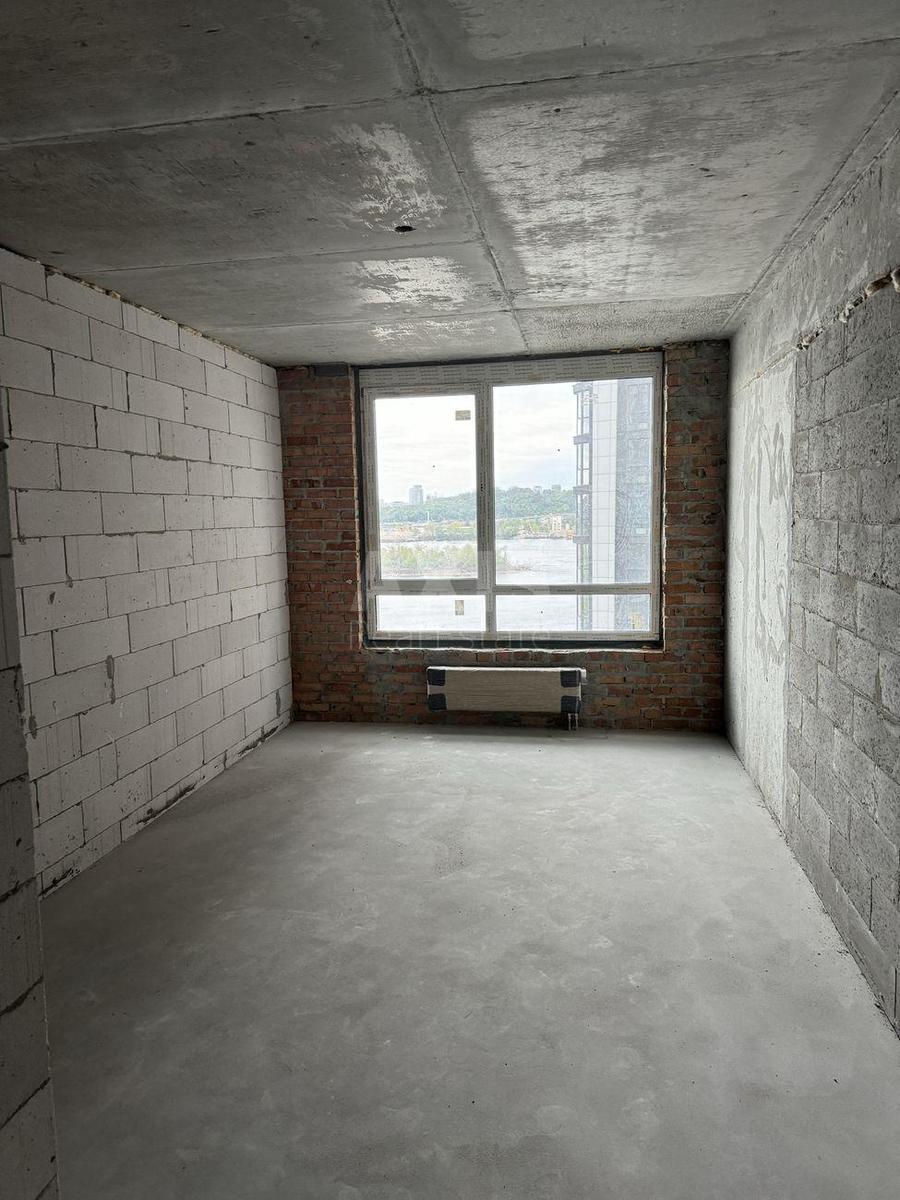 1k apartment nab. Dniprovs'ka 153