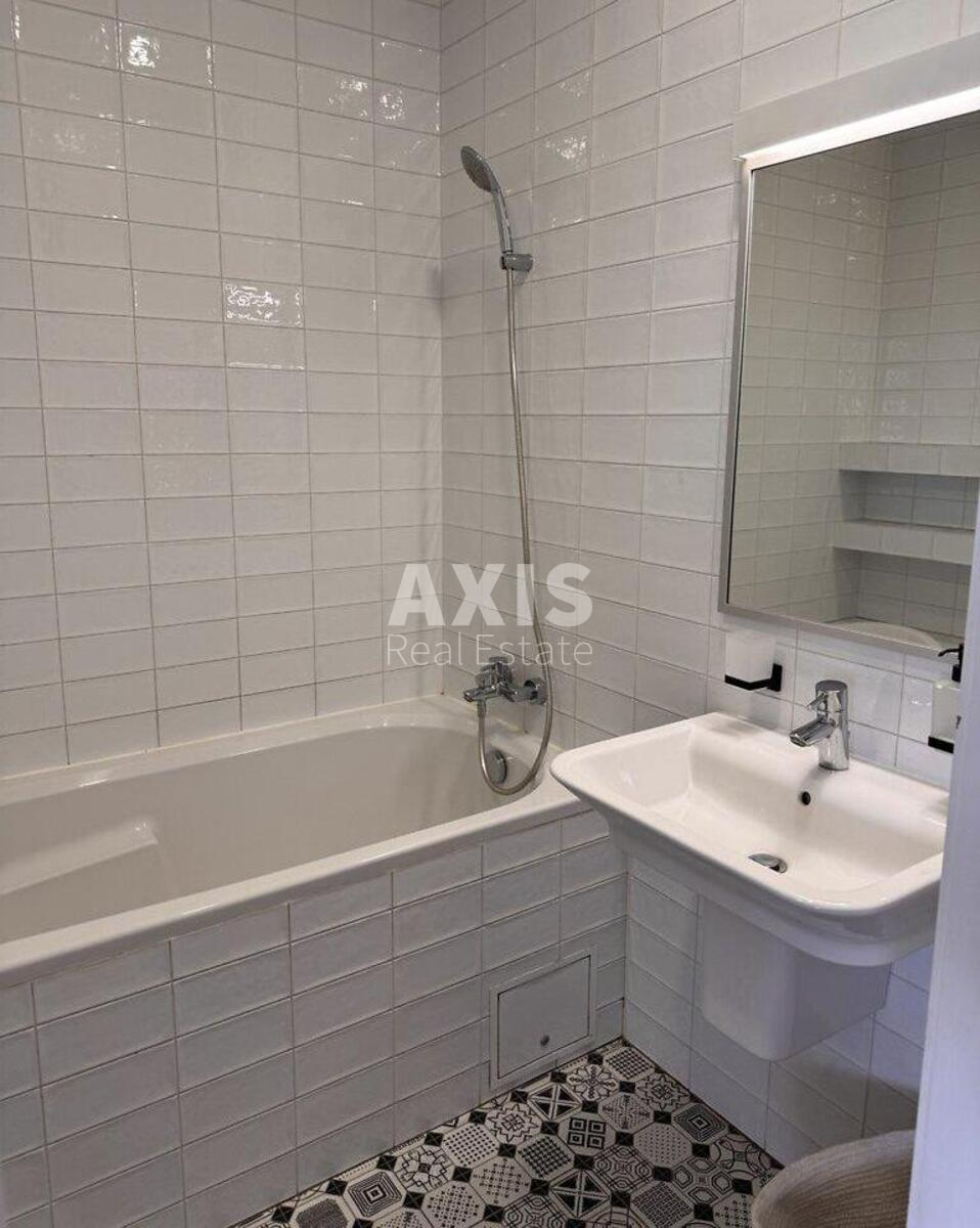 4k apartment vul. Petryc'kogo Anatolija 17А9
