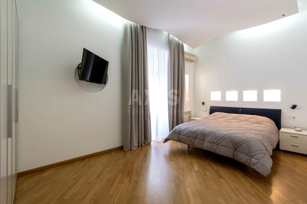 4k apartment vul. Kruglouniversytets'ka 6637443