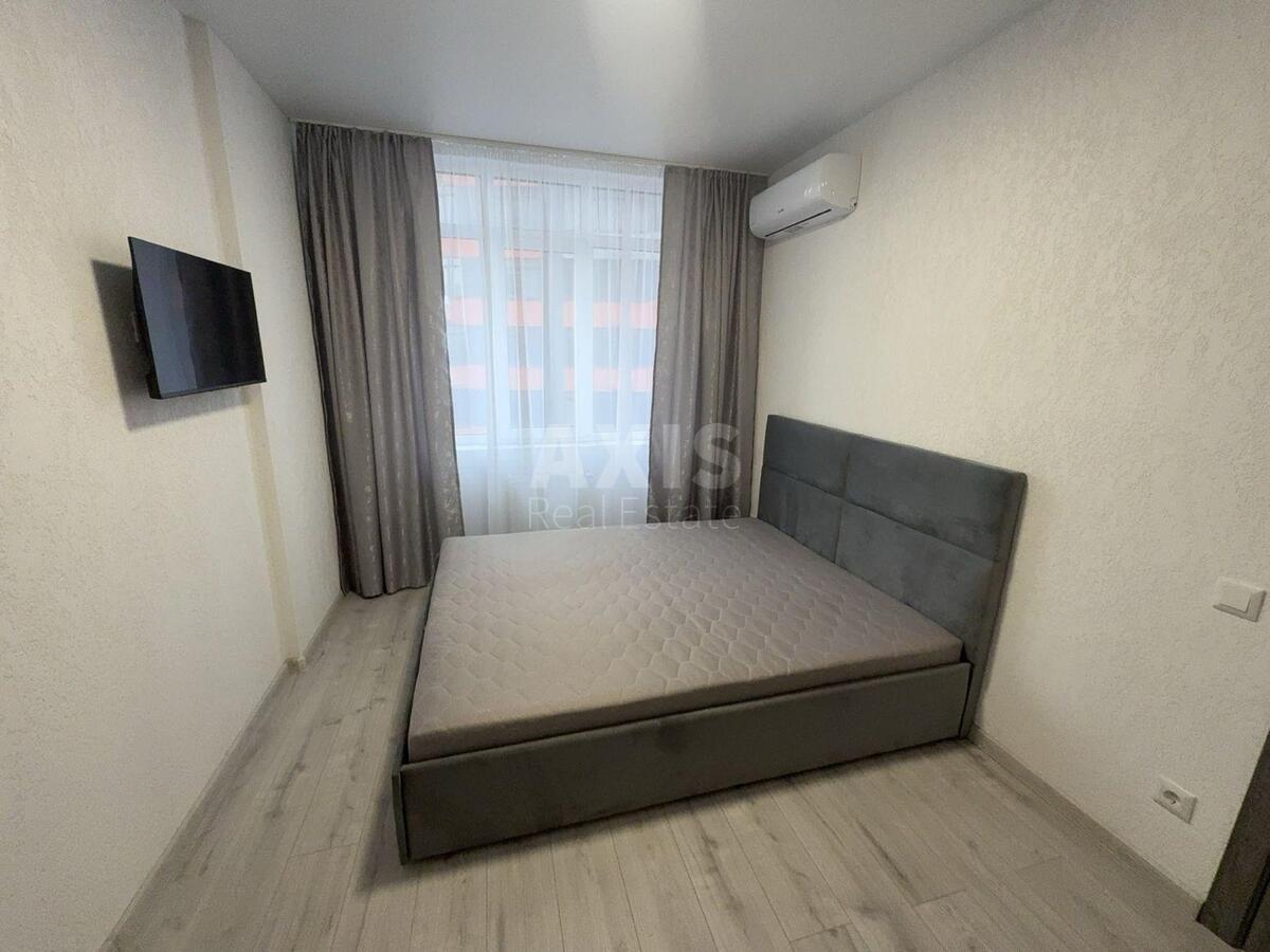 2к квартира ул. Братьев Чибинеевых 8638070