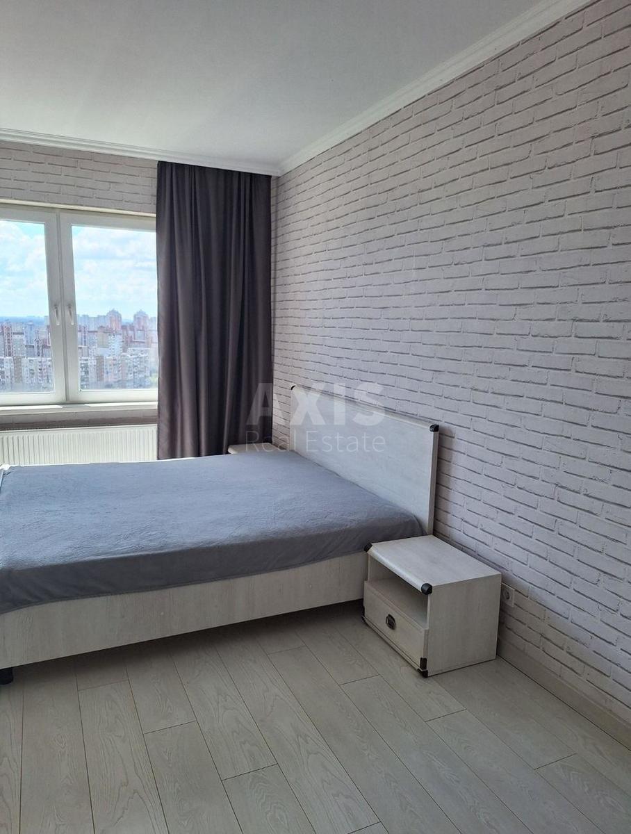 1k apartment vul. Myloslavs'ka 21
