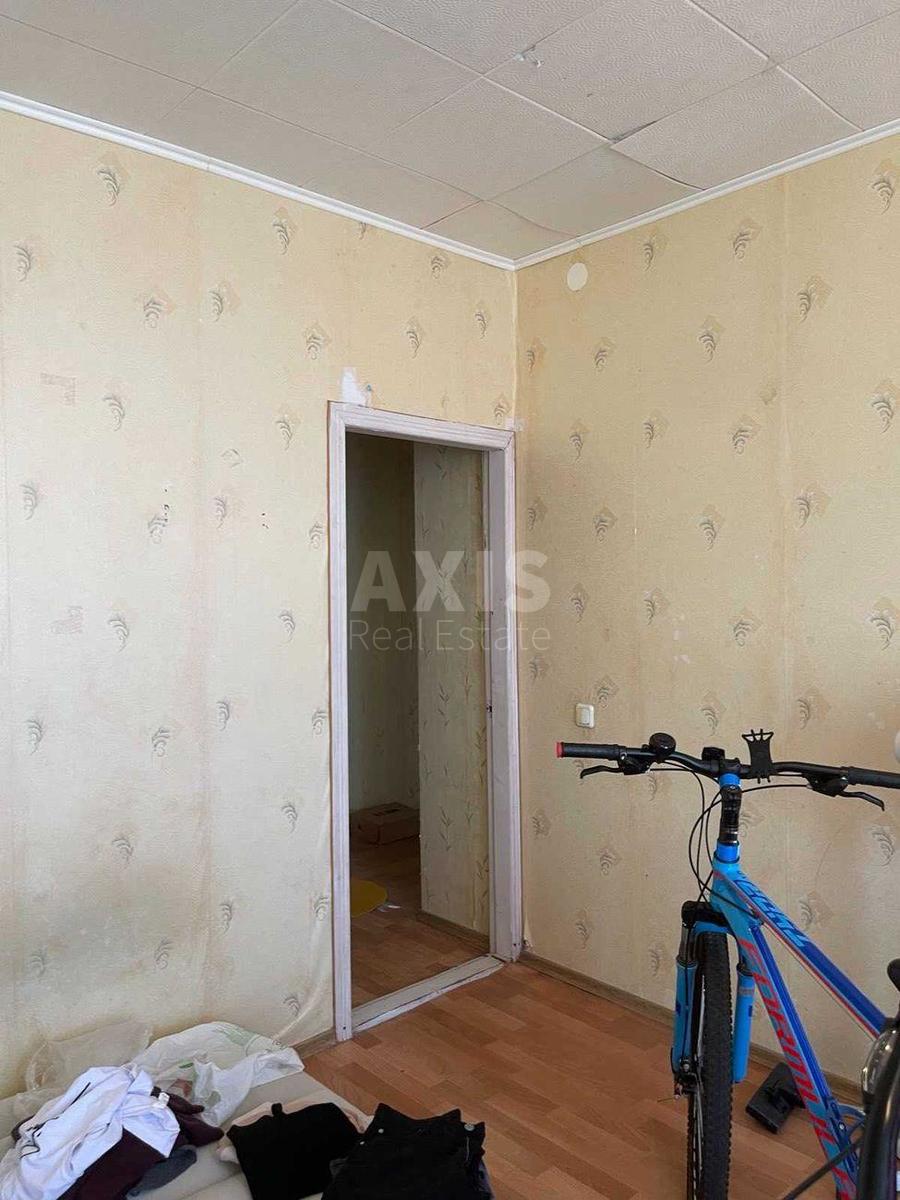 3k apartment vul. Akademika Jefremova 17