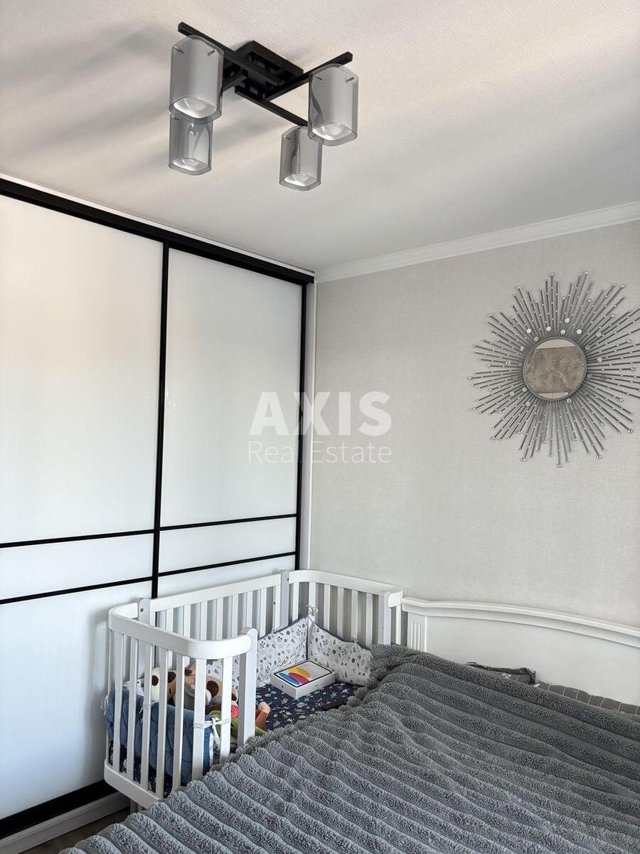 2k apartment vul. Vakhtanha Kikabidze 15А636149