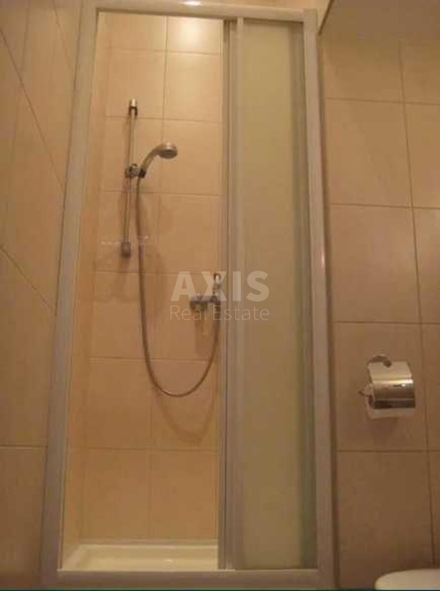 Office vul. Velyka Vasyl'kivs'ka 82, 90m28