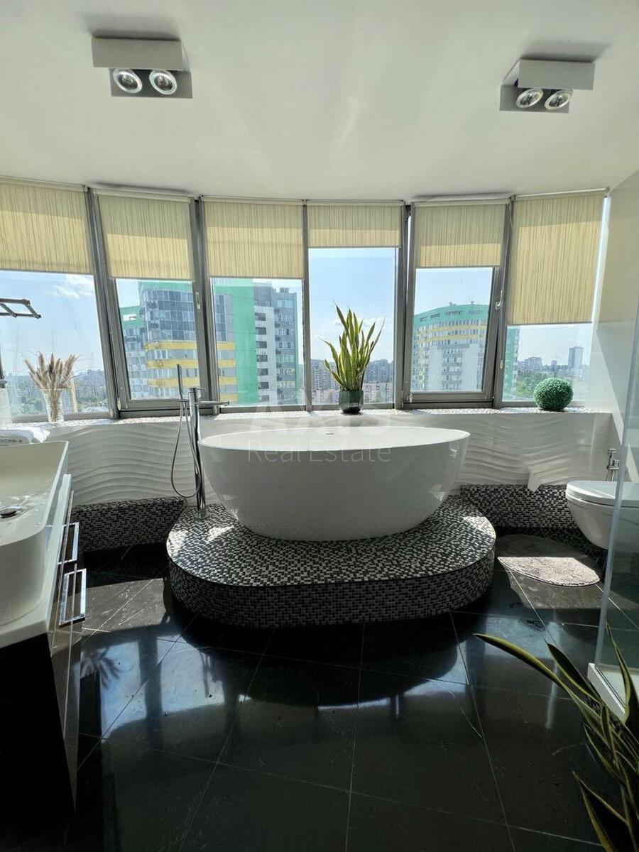 3k apartment vul. Vyshgorods'ka 455