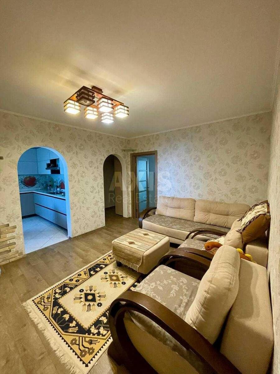 3k apartment vul. Urlivs'ka 38А600243