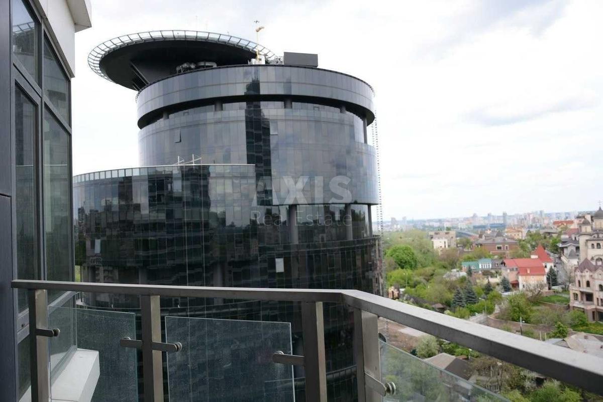 4k apartment vul. Strutyns'kogo Sergija 23