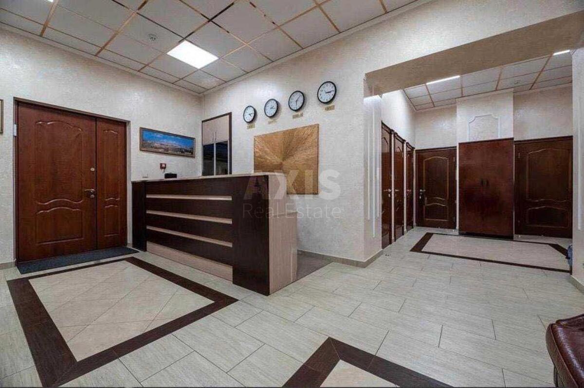Office vul. Panasa Myrnogo 1, 135m25